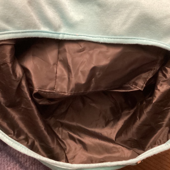 NWOT Loungefly Little Mermaid Kiss the Girl hobo bag🧜‍♀️ - Picture 6 of 7